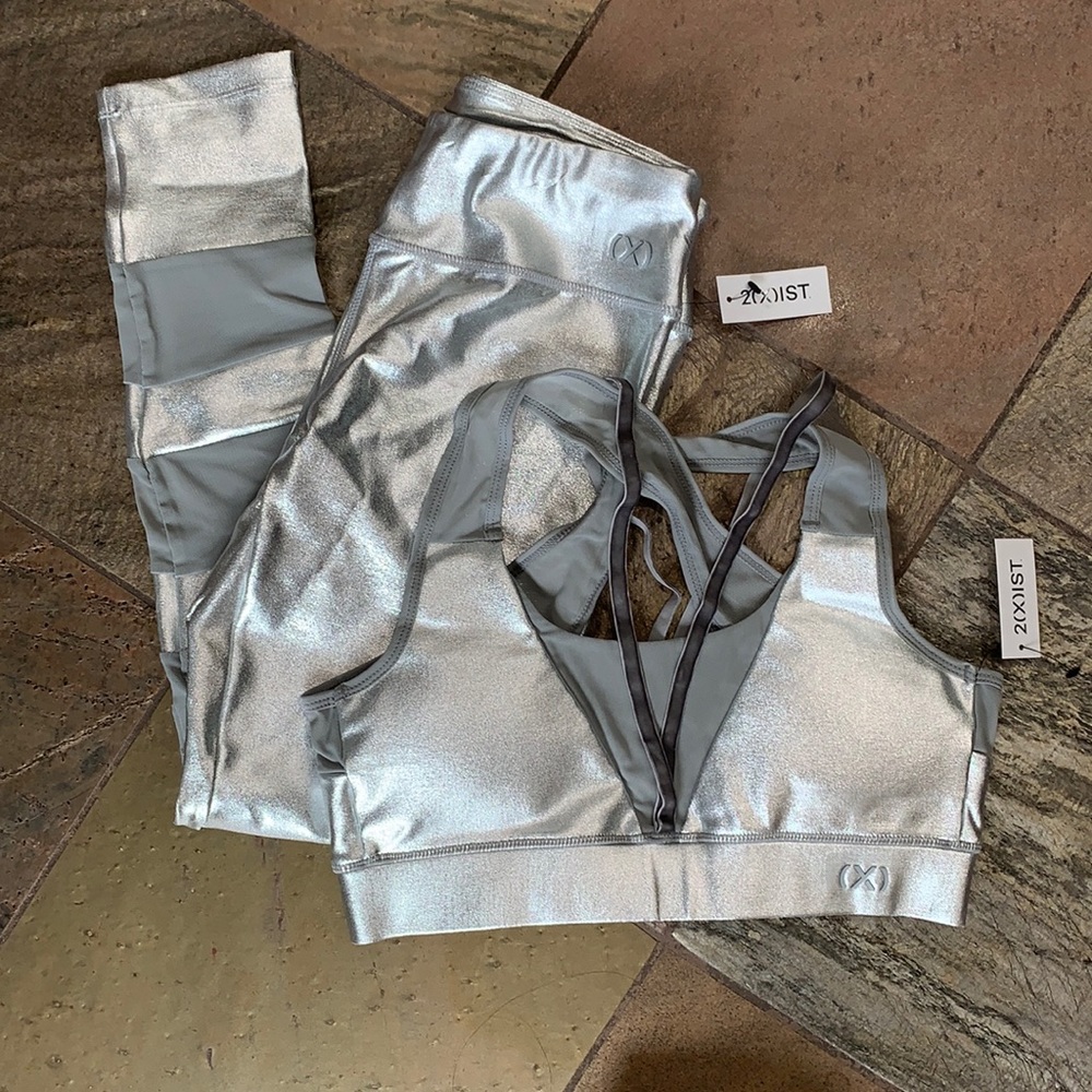 NWT 2xist women’s workout set size small
